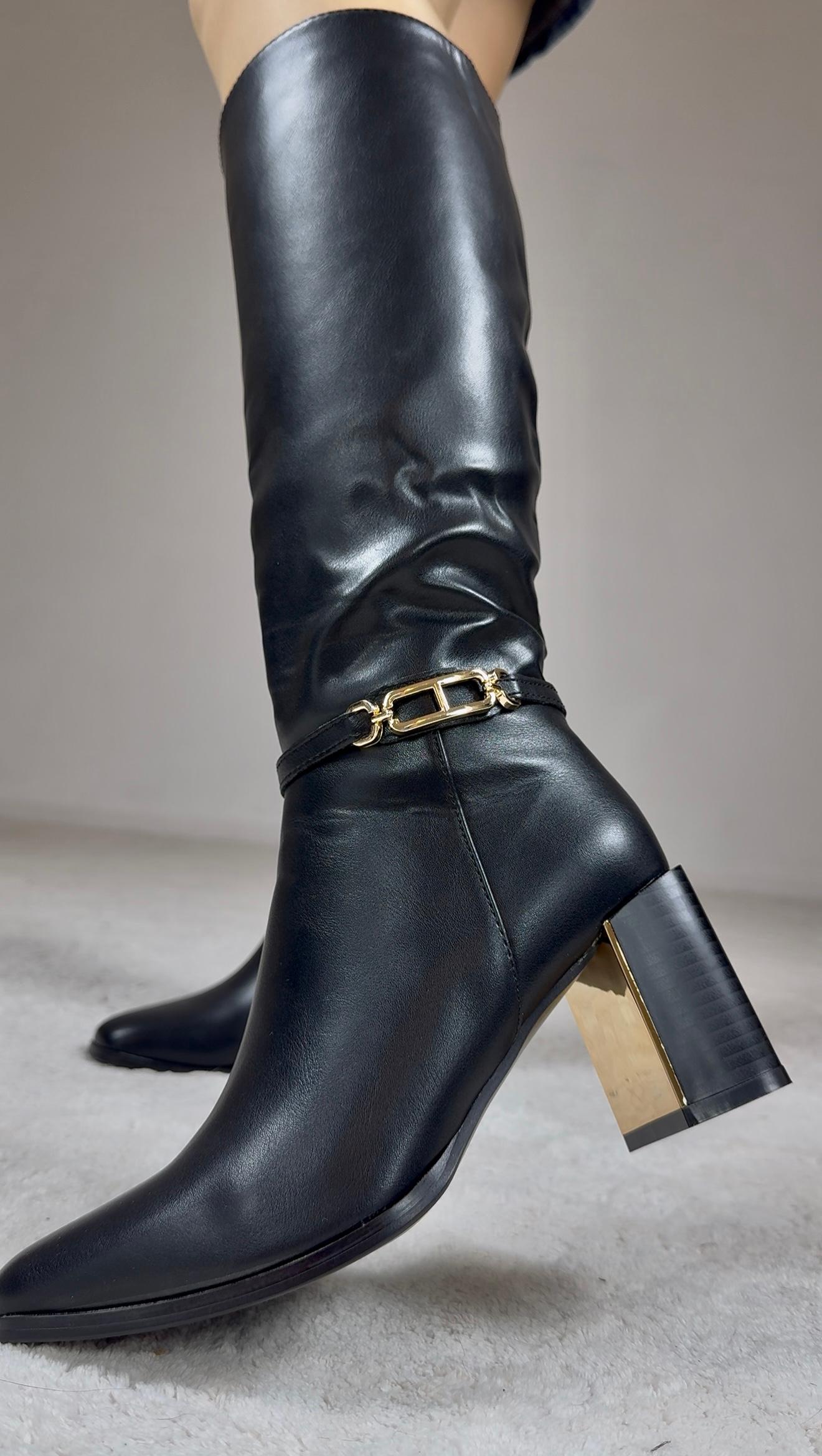 Botas de cano alto pretas