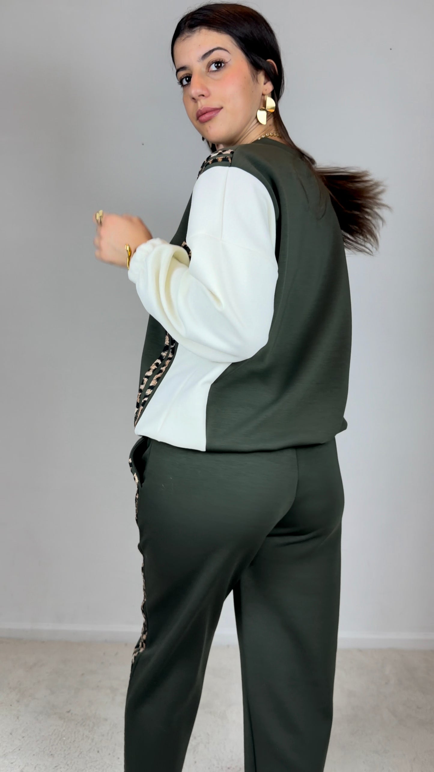 Conjunto fato de treino