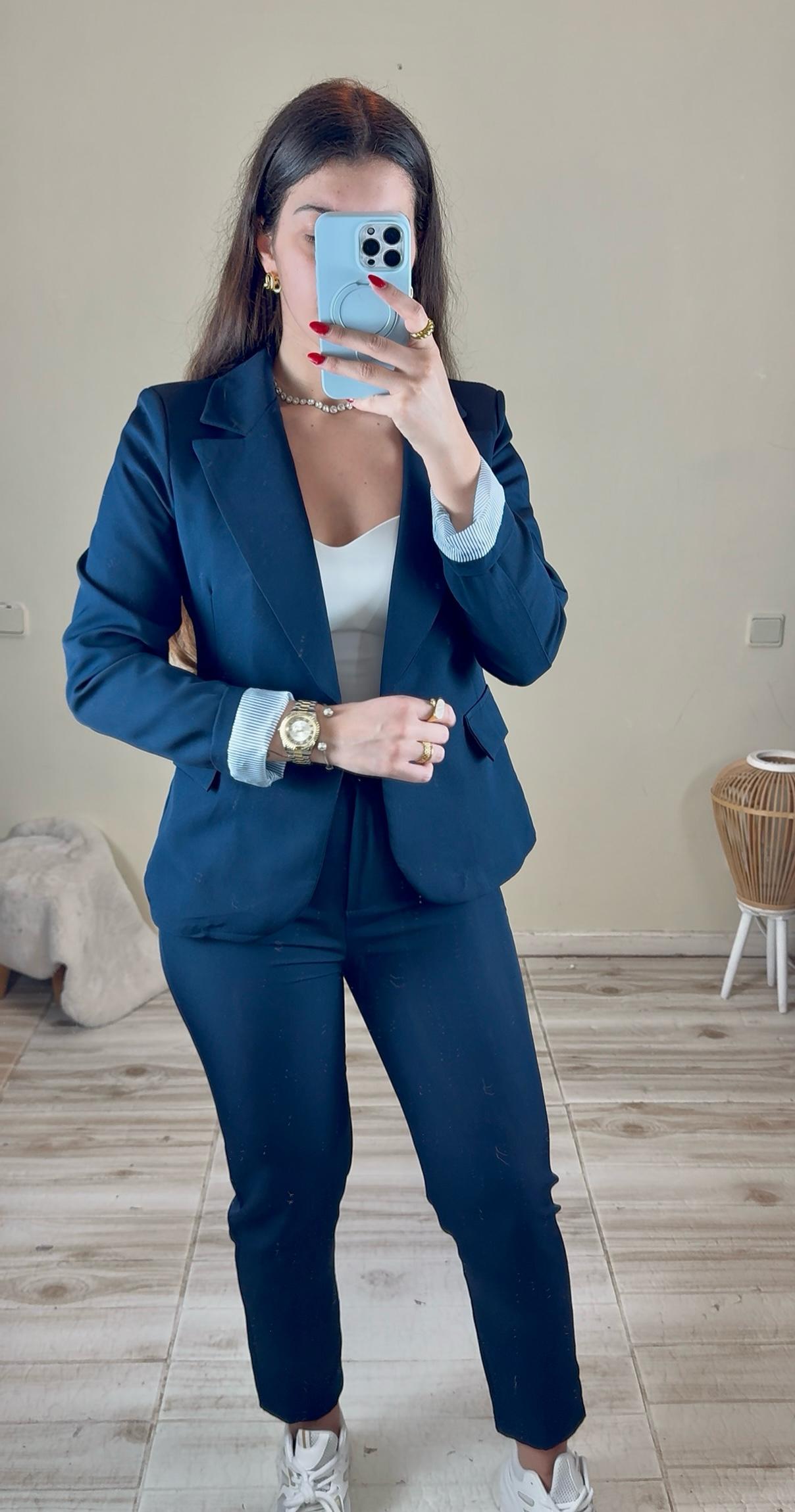 Fato feminino com blazer c/gola e calças Slim