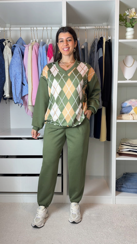 Conjunto fato de treino