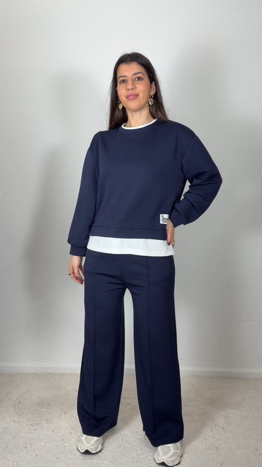 Conjunto fato de treino