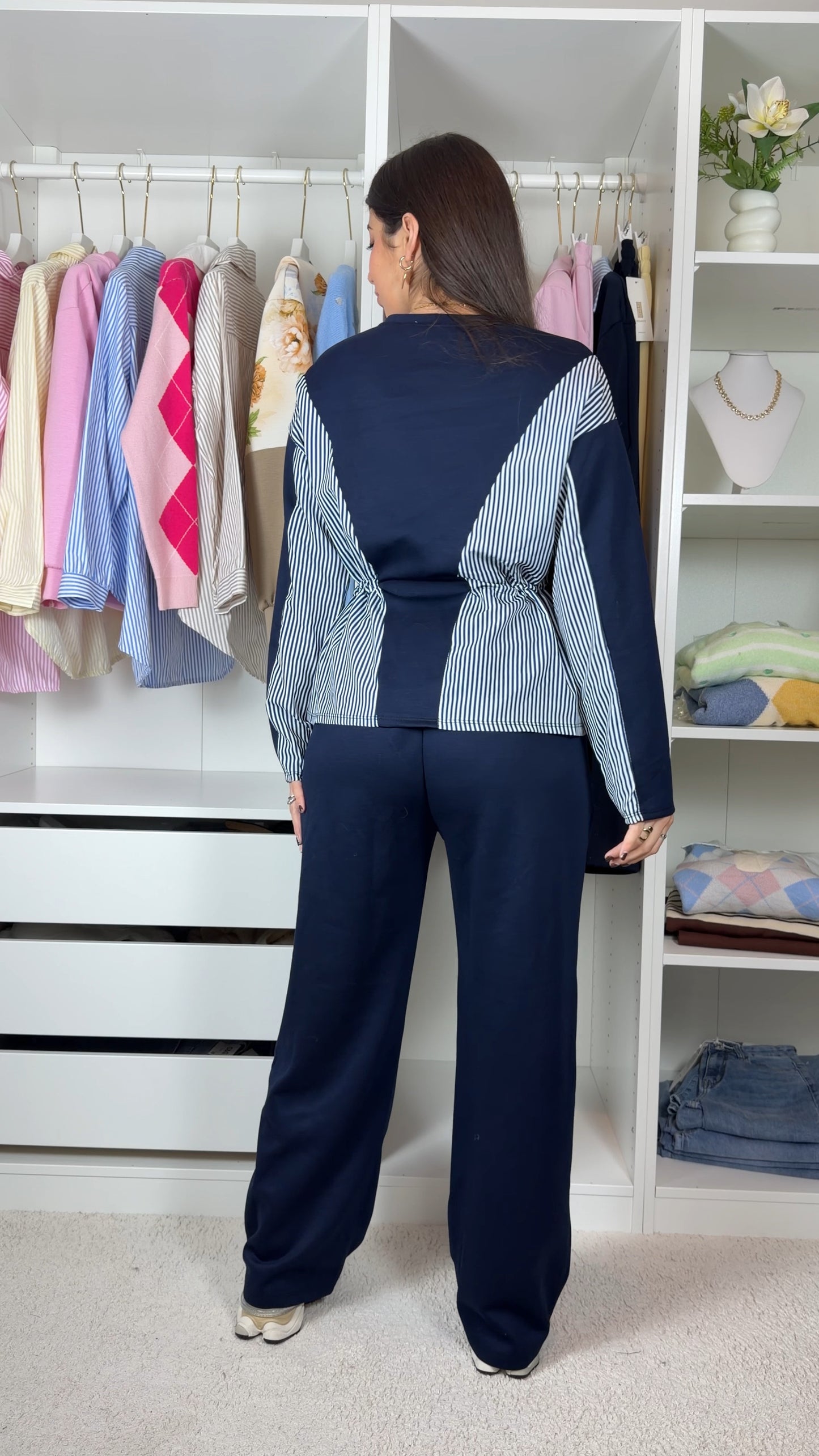 Conjunto fato de treino