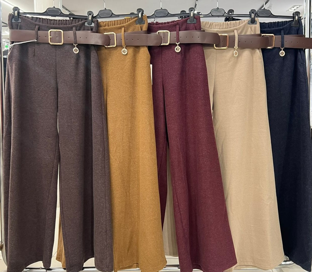 Pantalonas clássicas cardadas