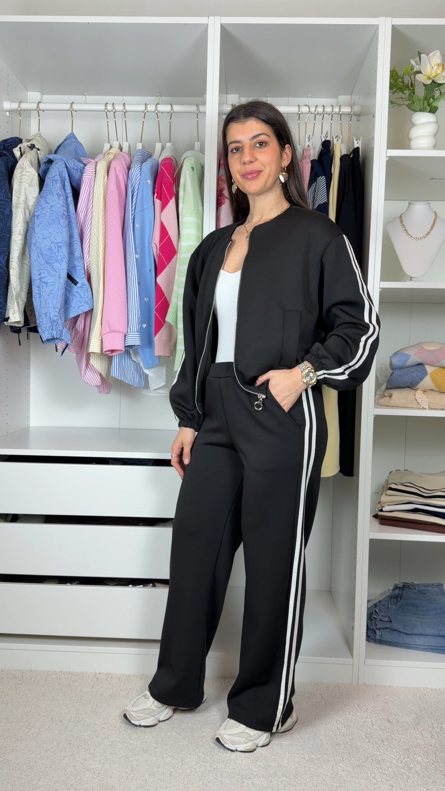 Conjunto fato de treino