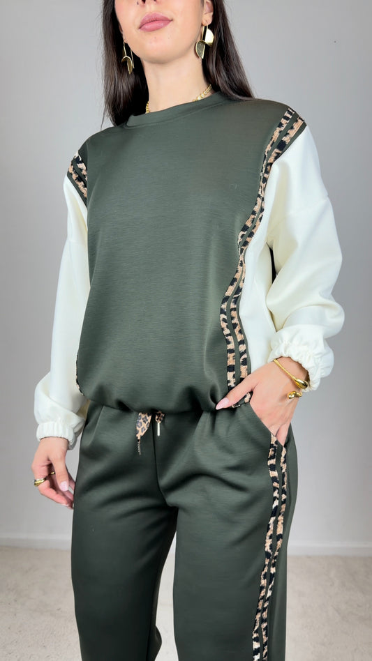 Conjunto fato de treino