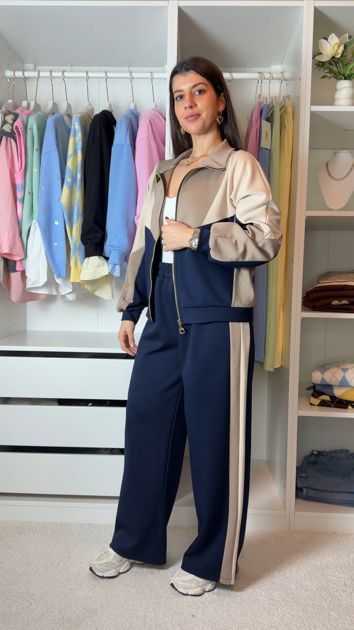 Conjunto fato de treino