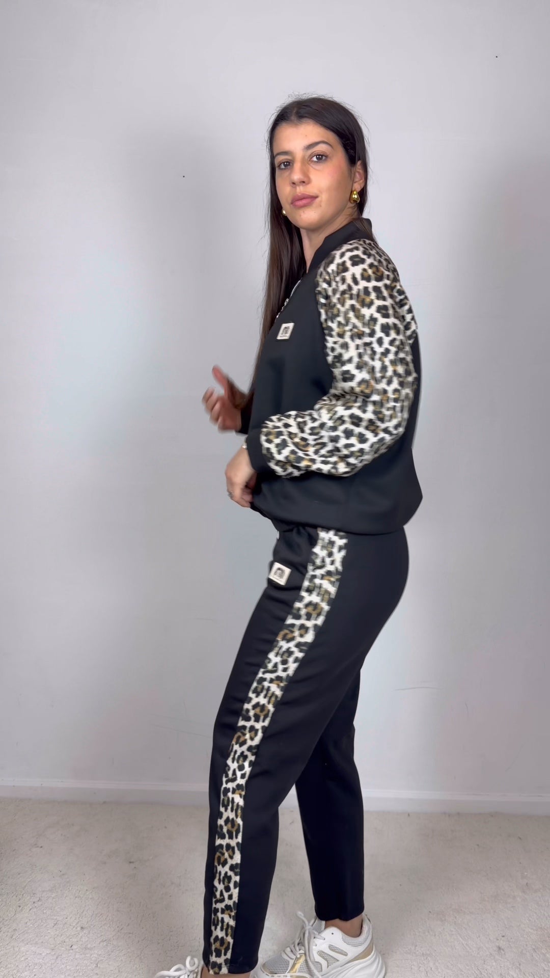 Conjunto fato de treino