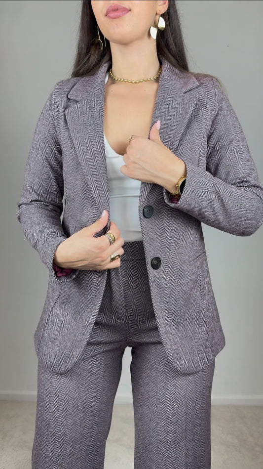 Blazer e calças em fazenda macia