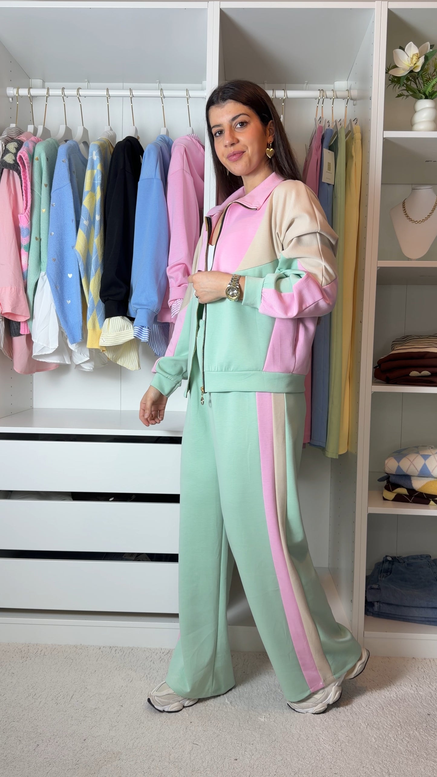 Conjunto fato de treino