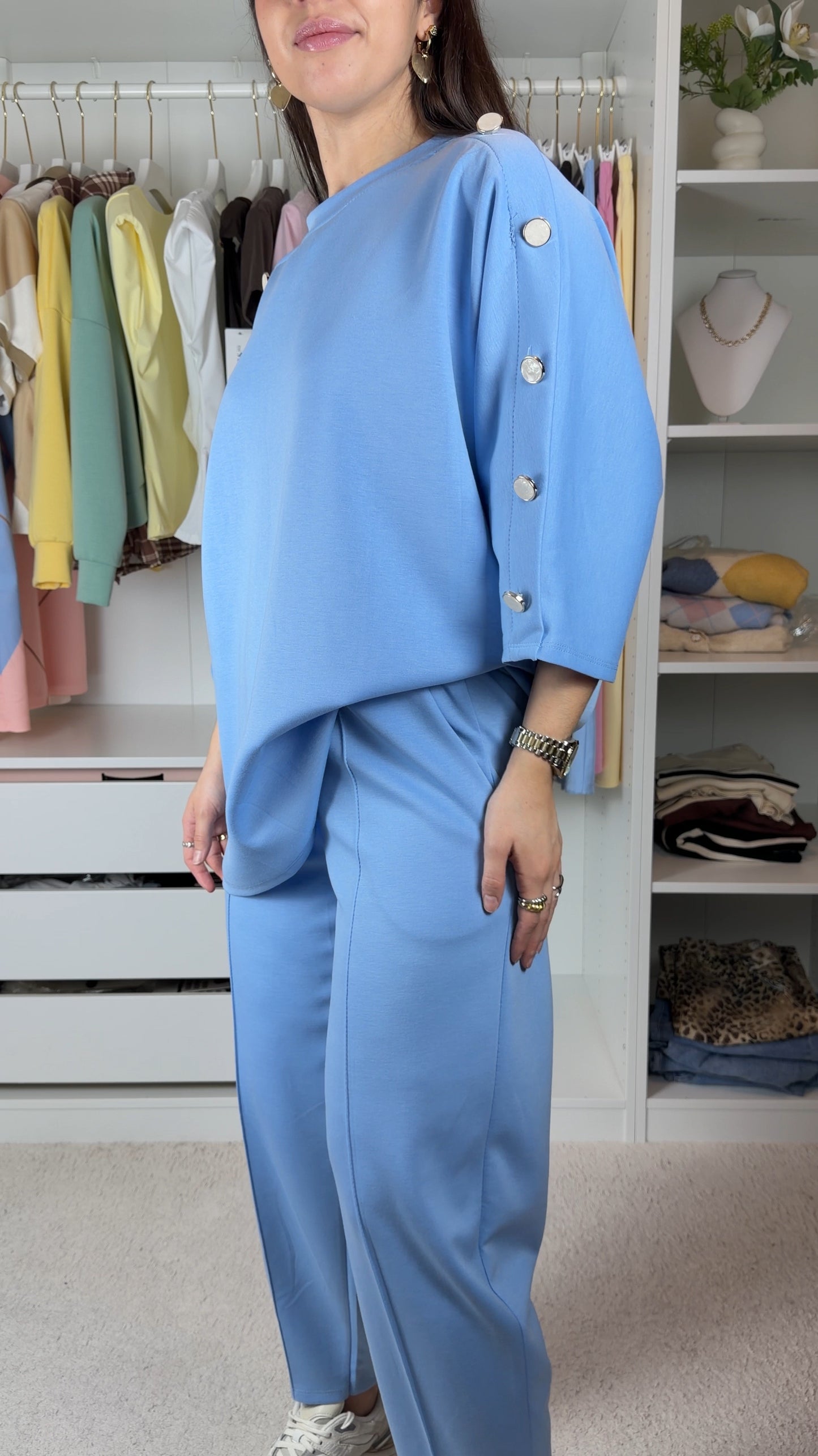 Conjunto fato de treino