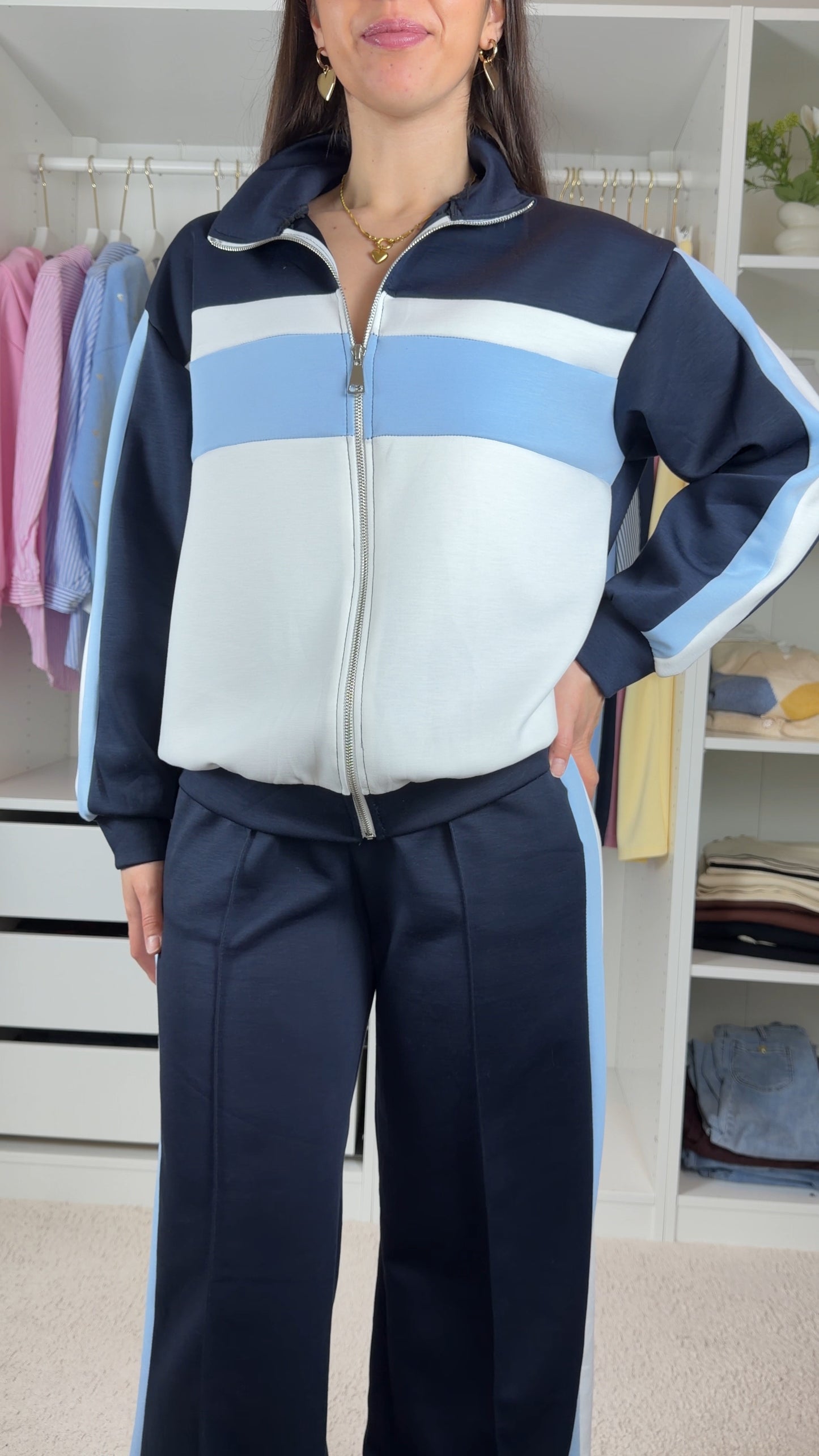 Conjunto fato de treino