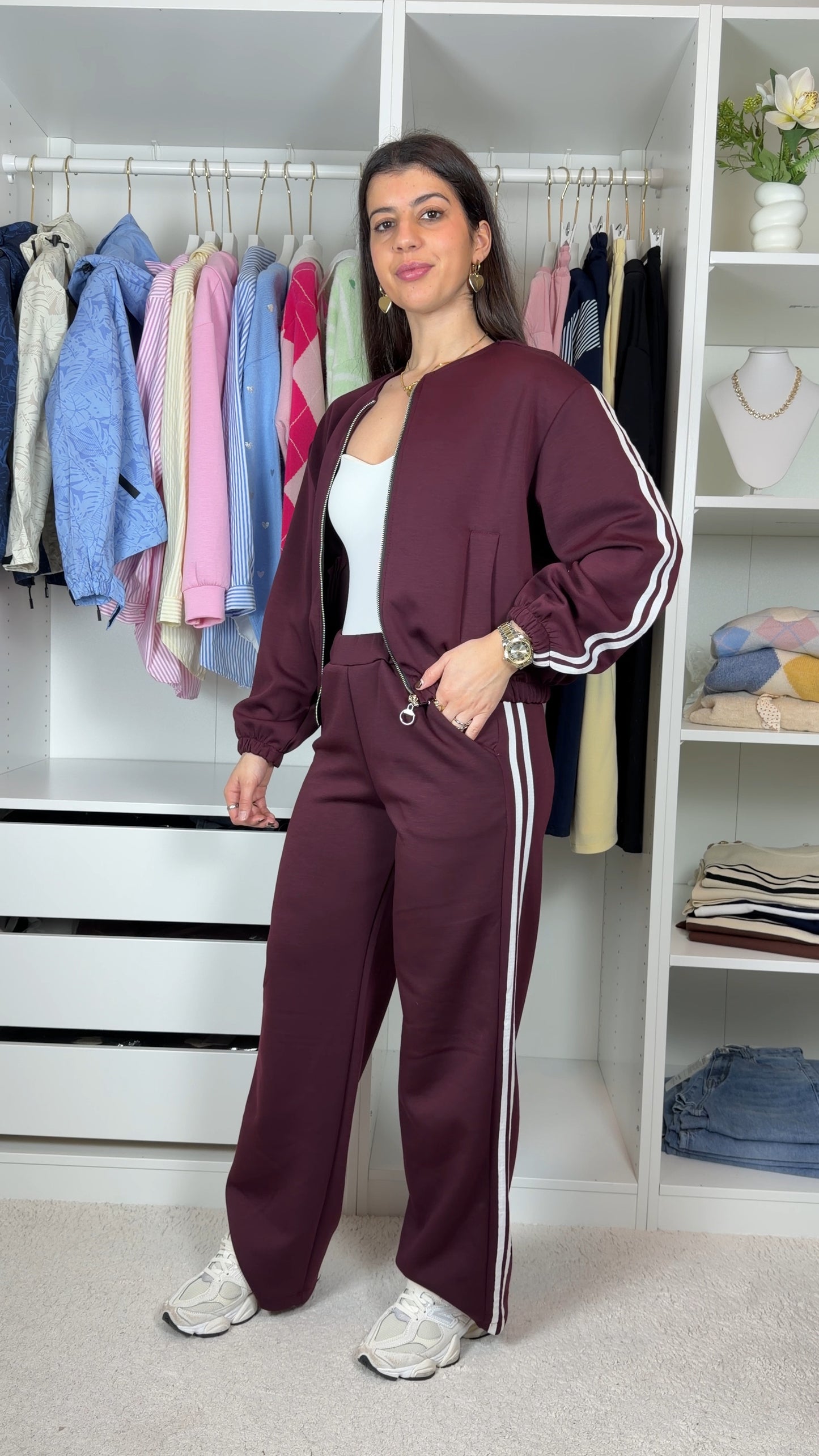 Conjunto fato de treino