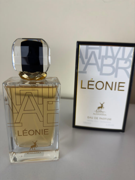 Lattafa Léonie ( Dupe de YSL Libre)