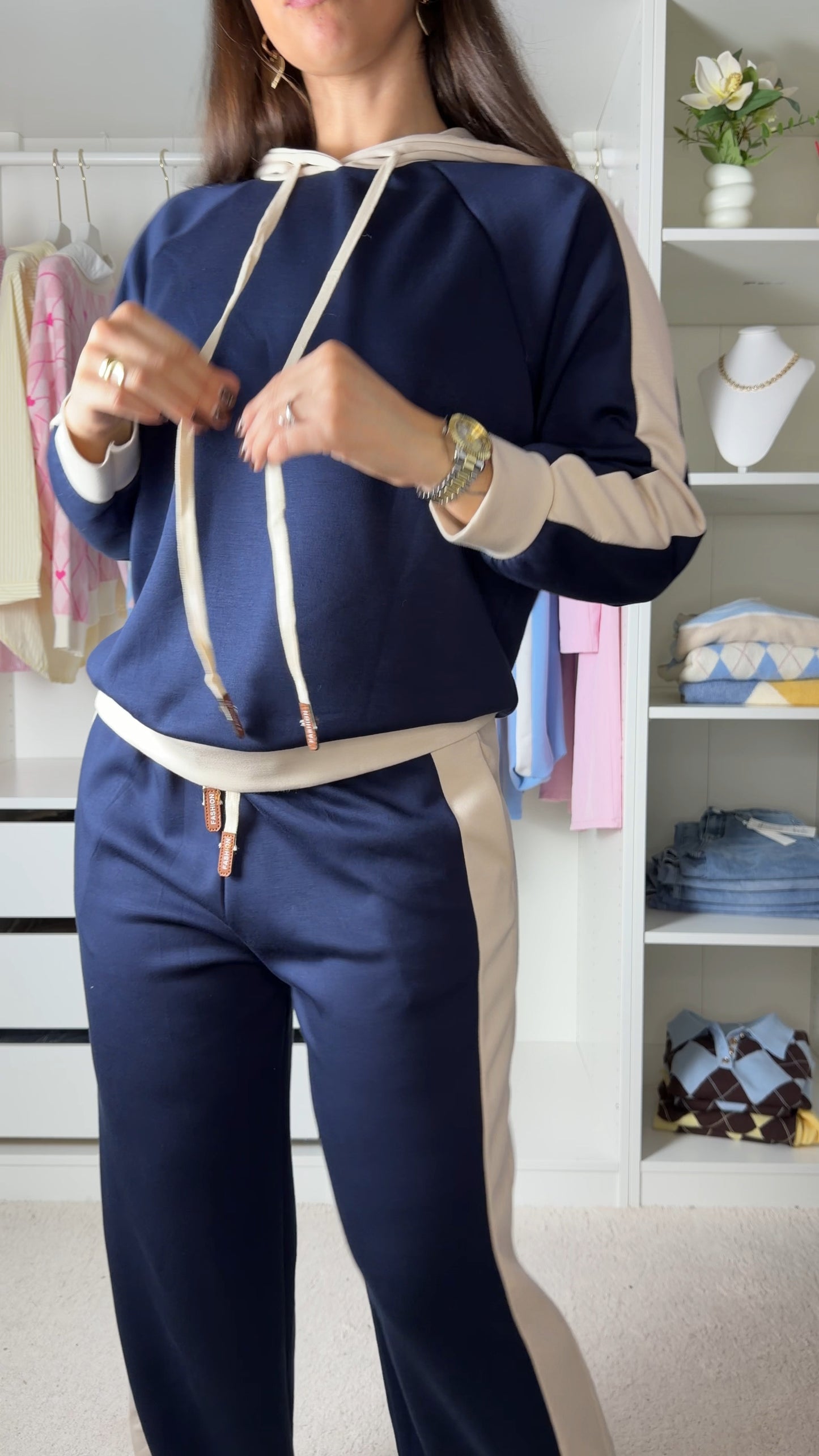 Conjunto fato de treino com risca lateral