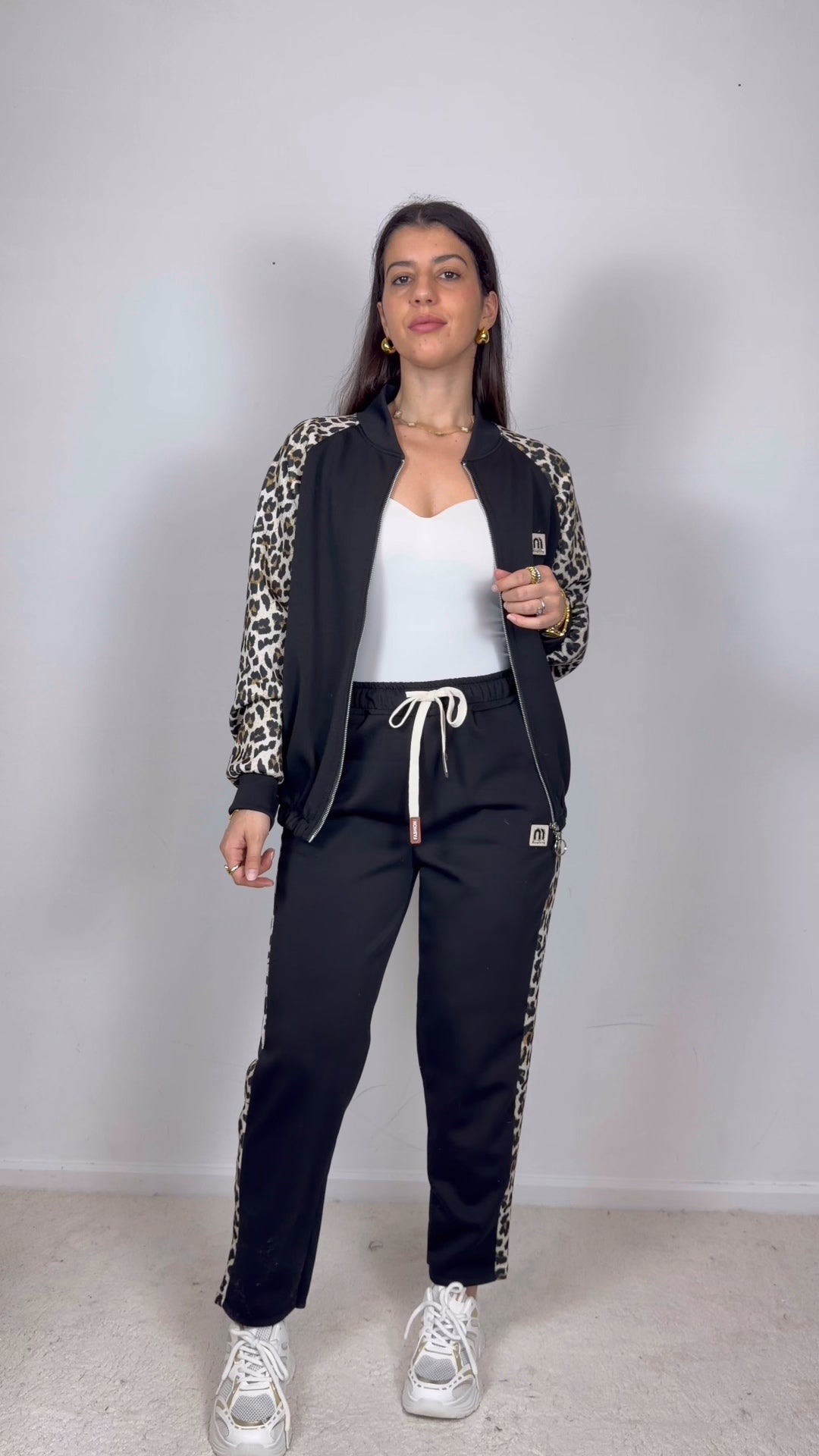 Conjunto fato de treino