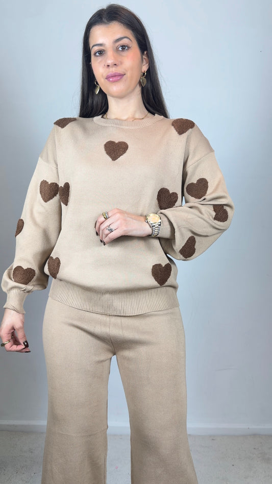 Conjunto de malha com corações com relevo