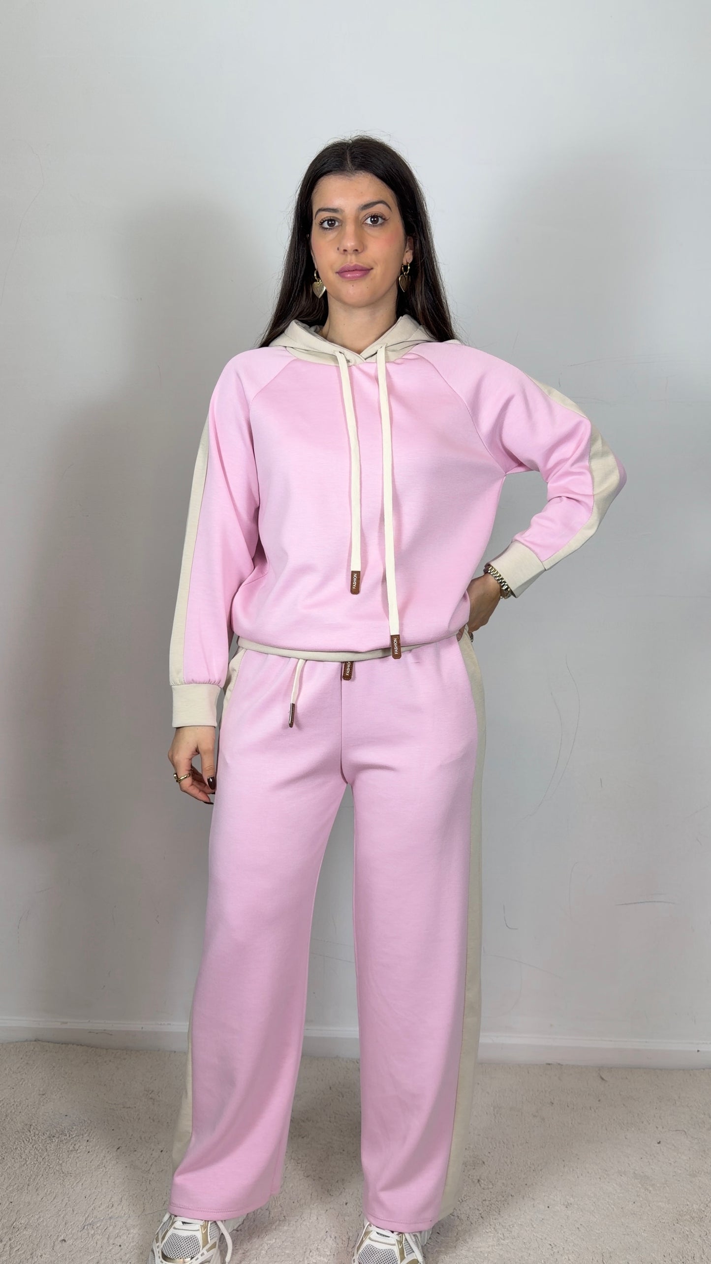 Conjunto fato de treino com risca lateral