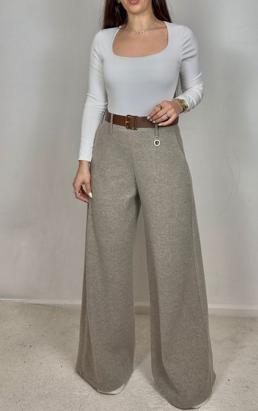 Pantalonas clássicas cardadas