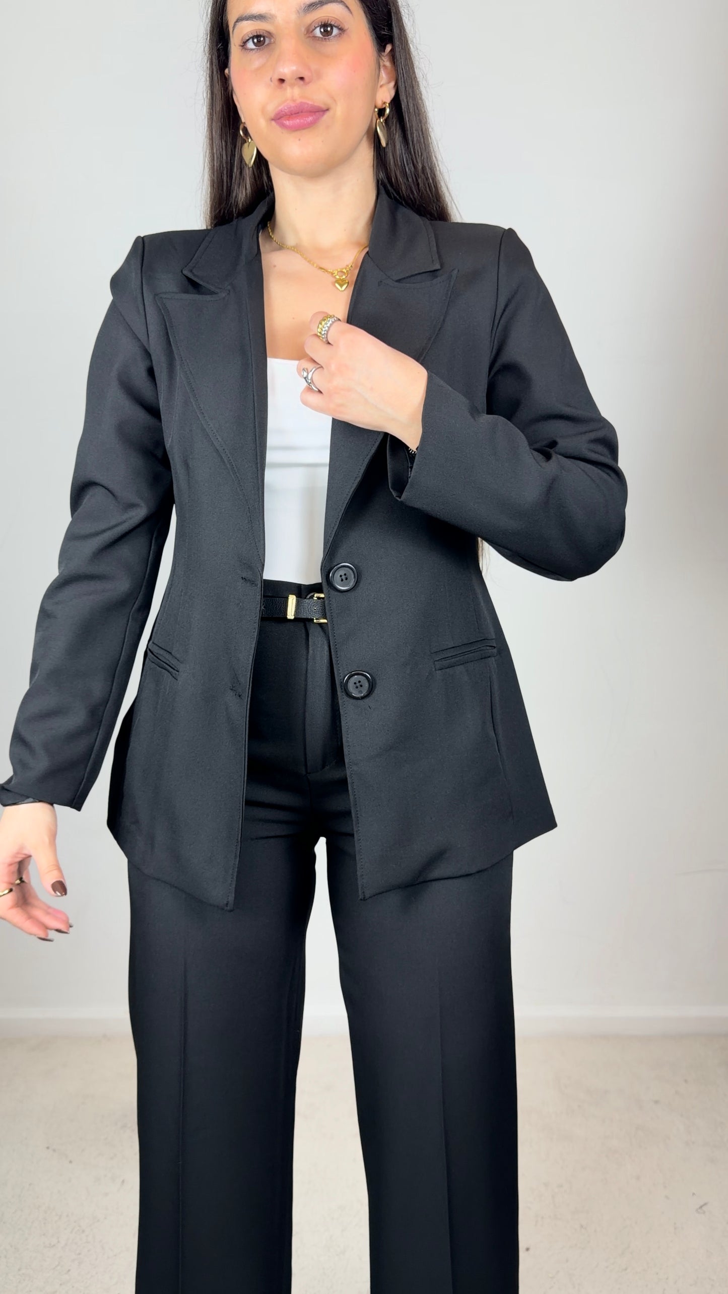 Fato elegante c/blazer cintado e calças wide Leg