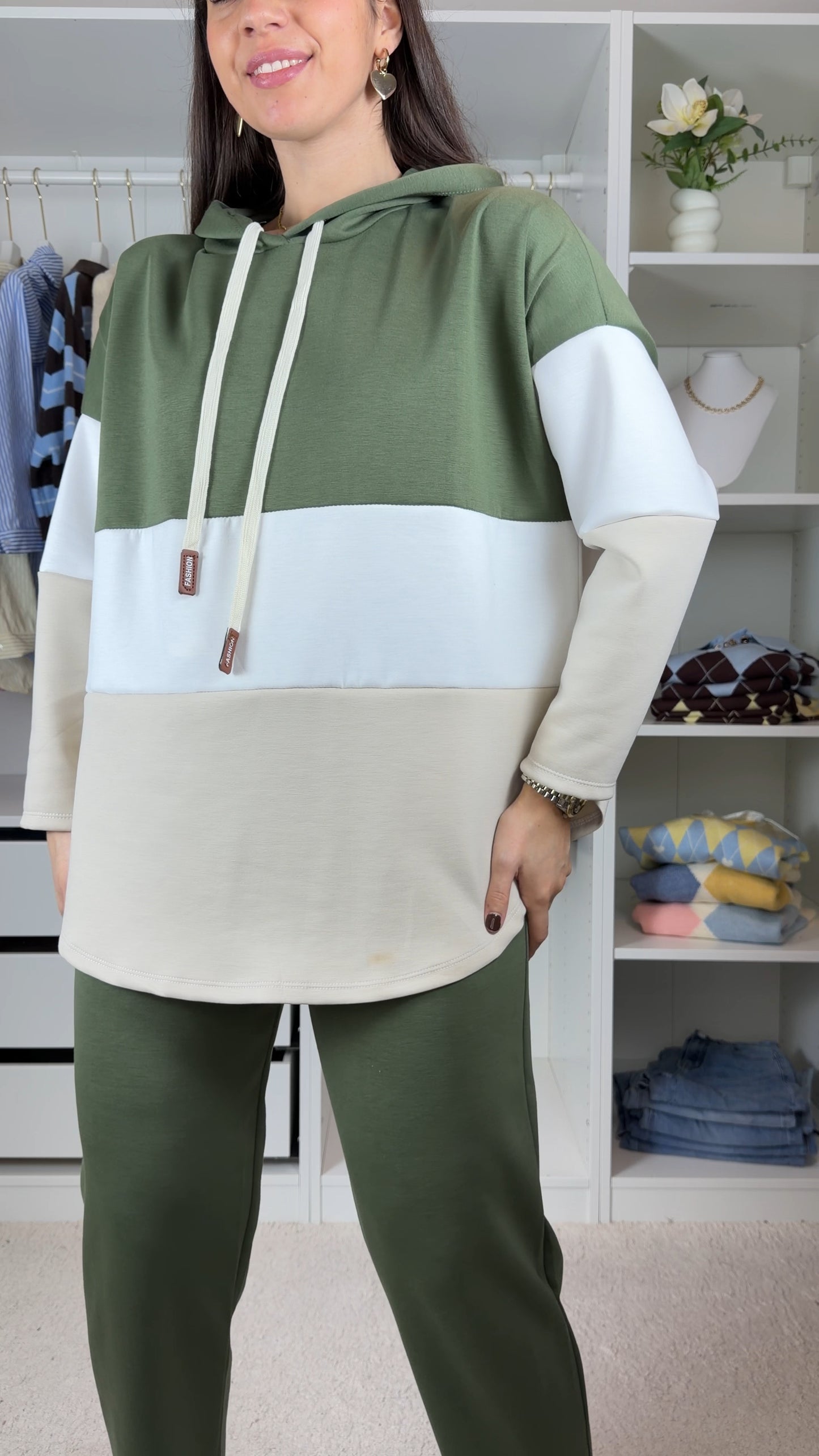 Conjunto fato de treino