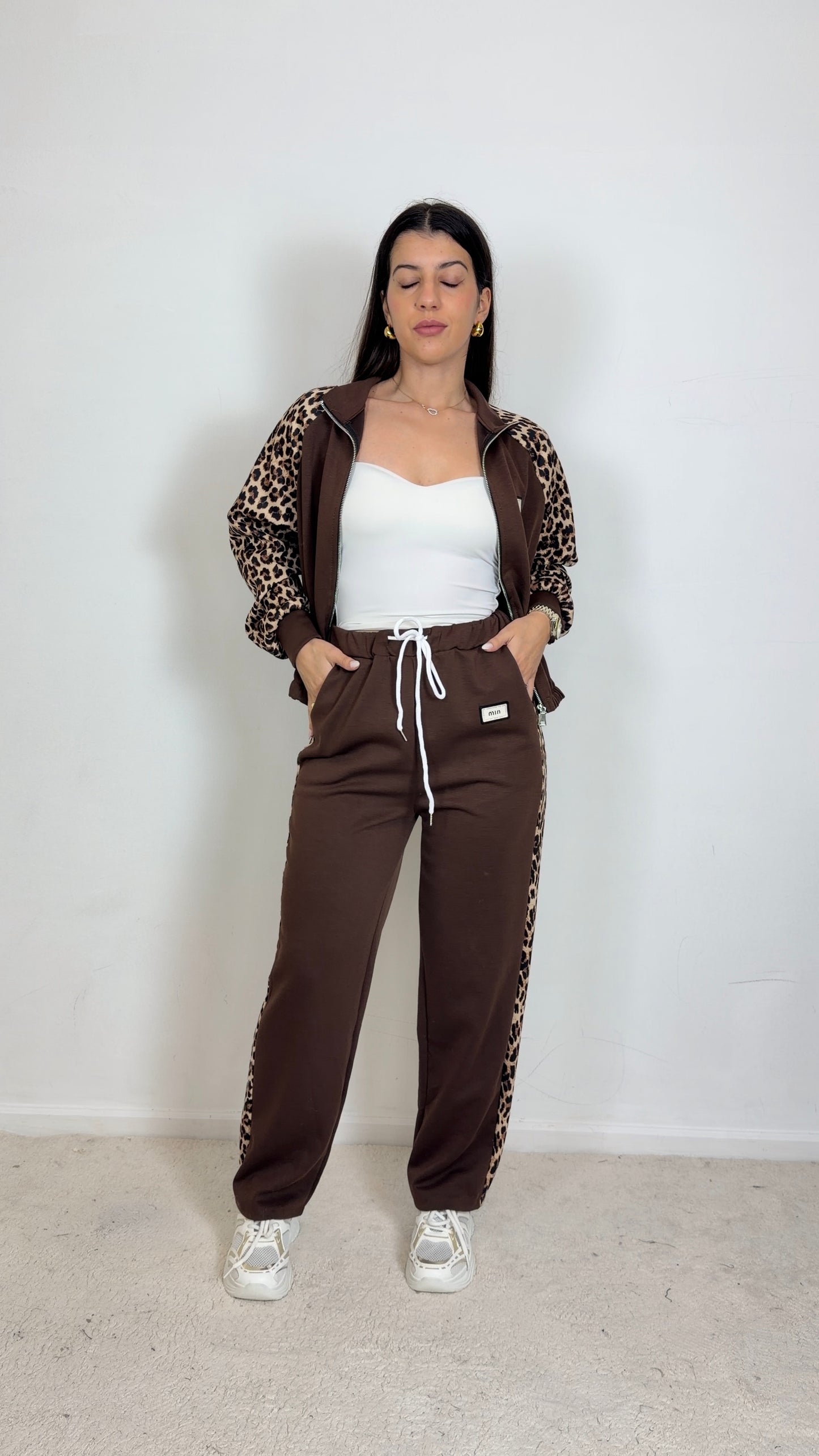 Conjunto fato de treino