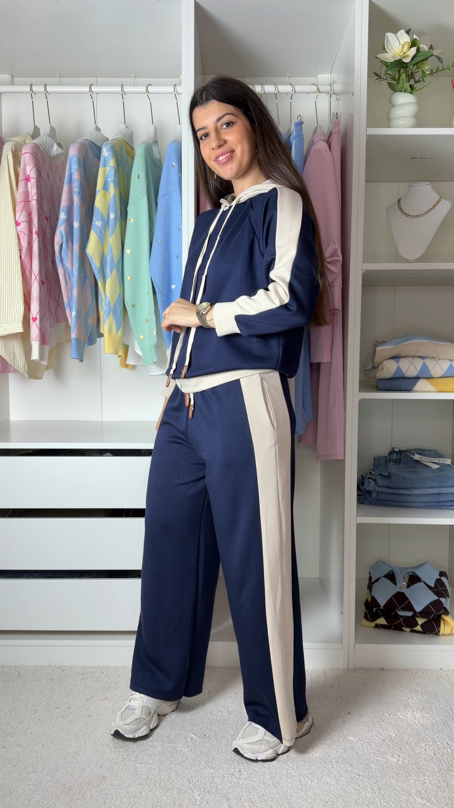 Conjunto fato de treino com risca lateral