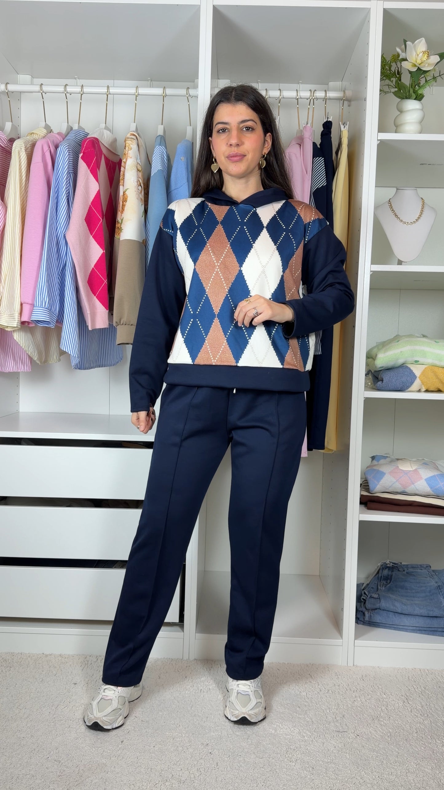 Conjunto fato de treino com losangos