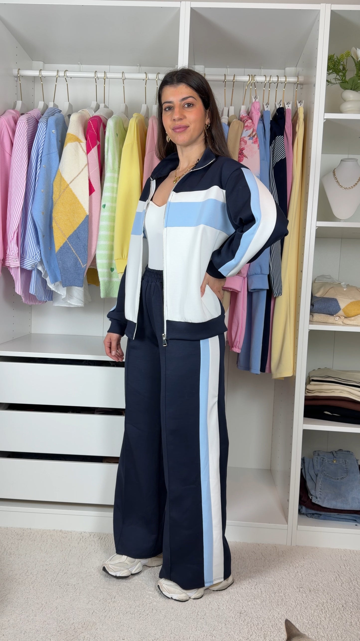 Conjunto fato de treino