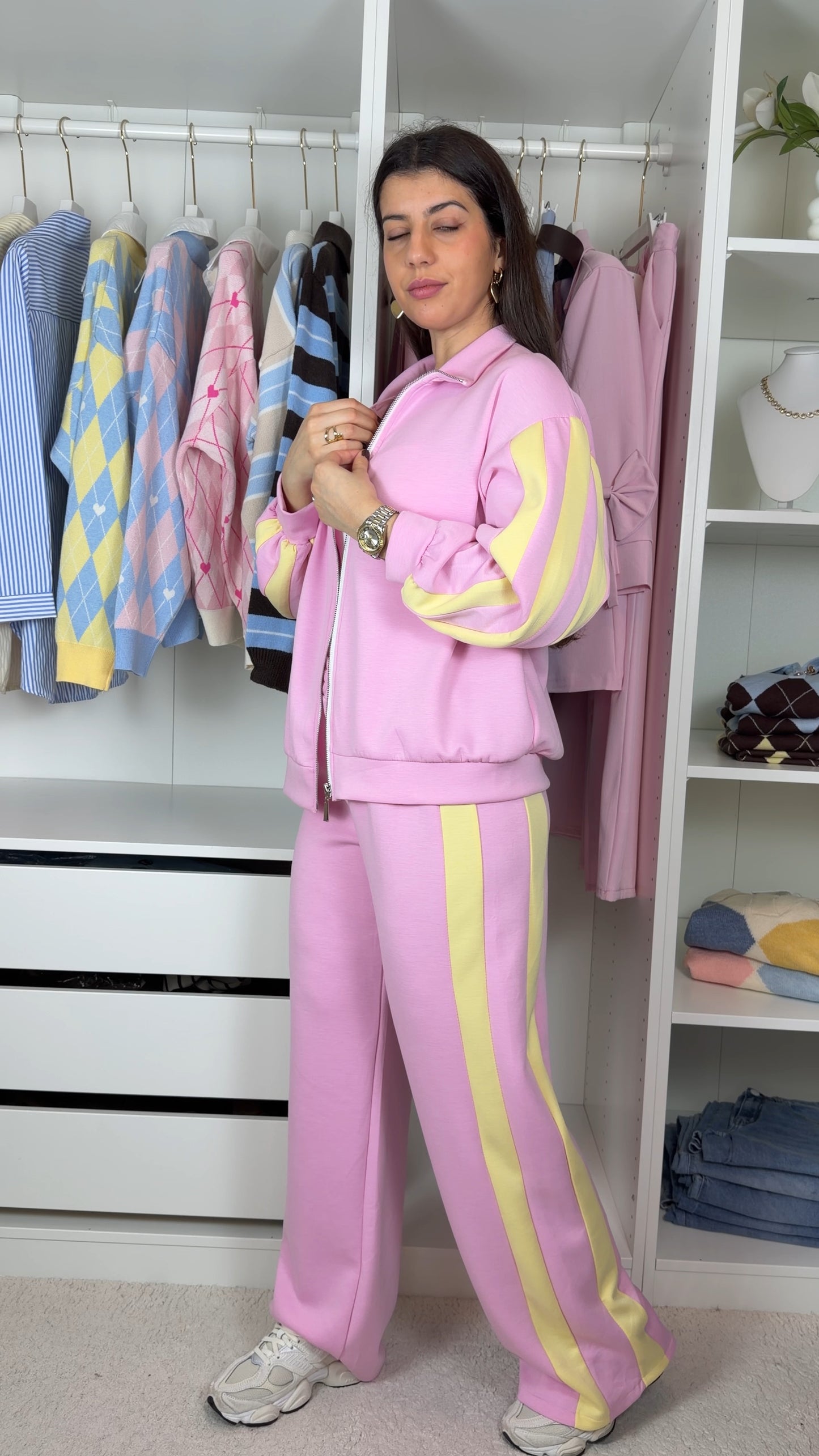 Conjunto fato de treino