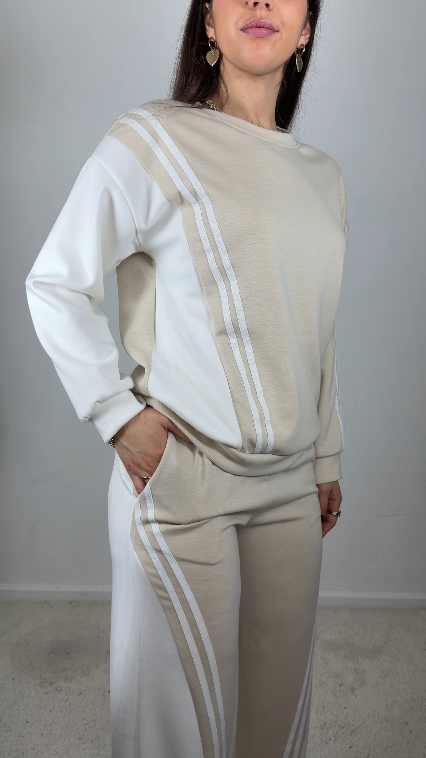 Conjunto fato de treino