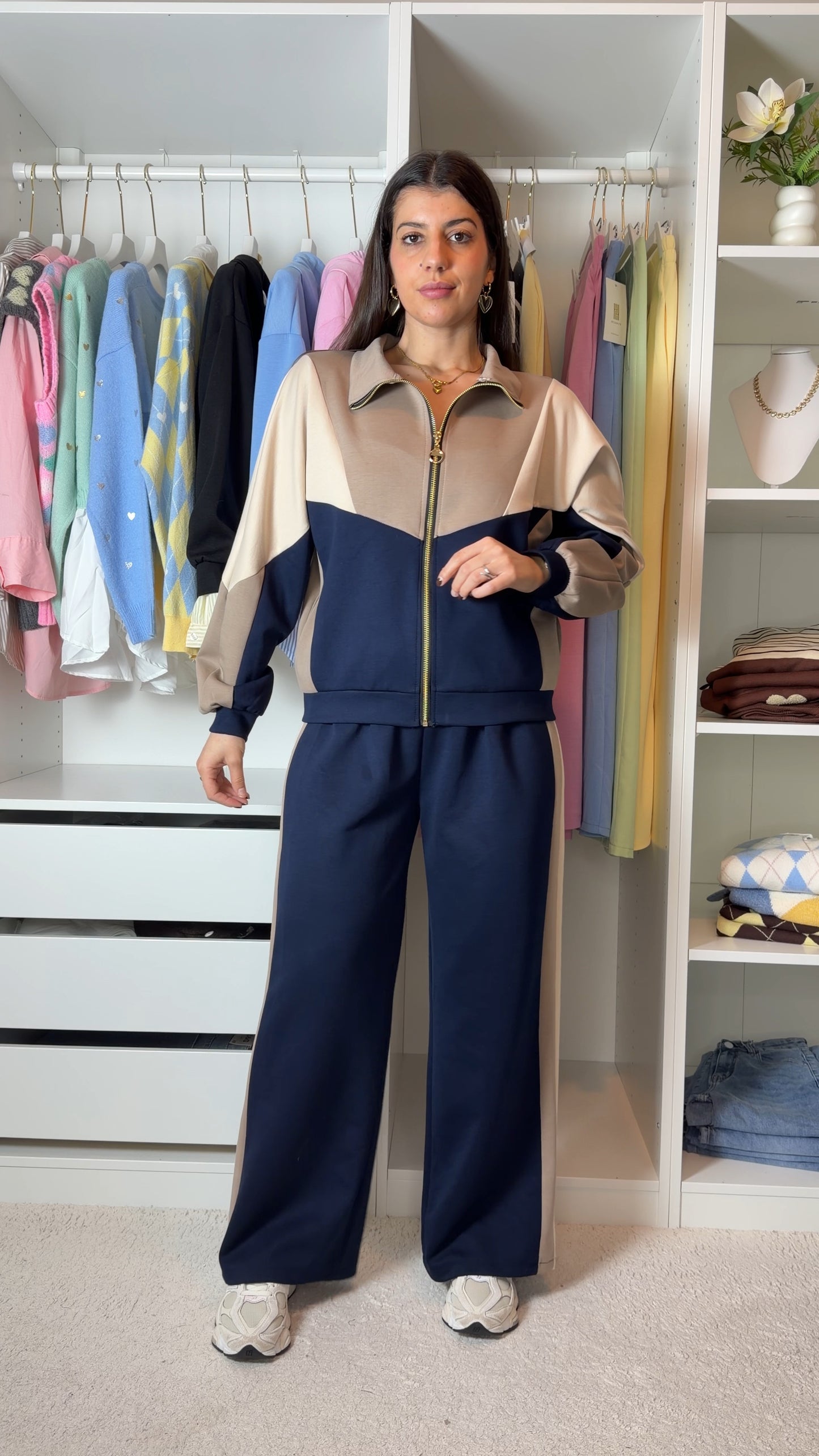 Conjunto fato de treino