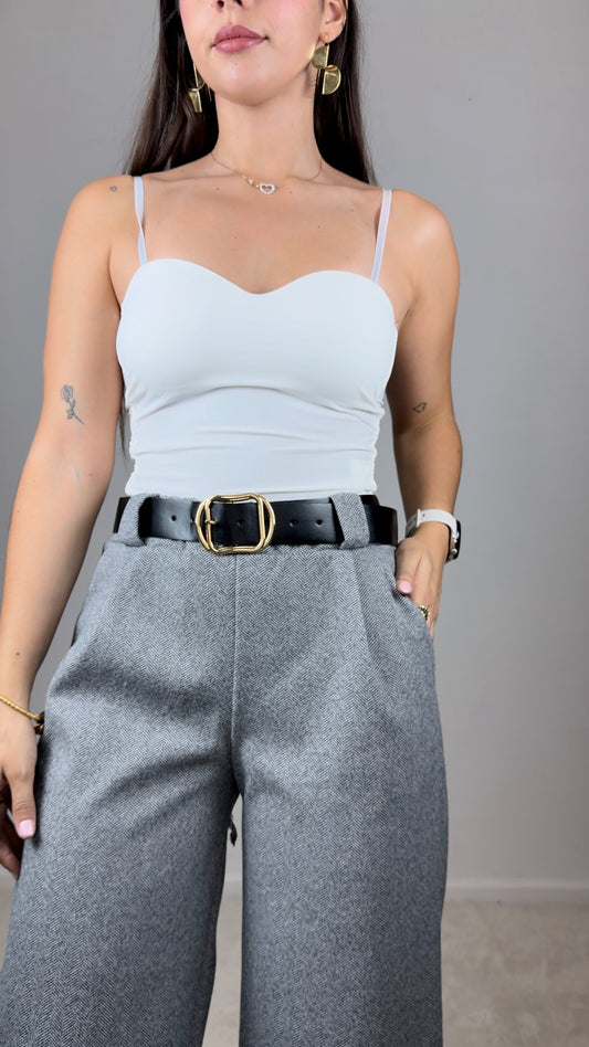 Pantalonas em fazenda macia com carda