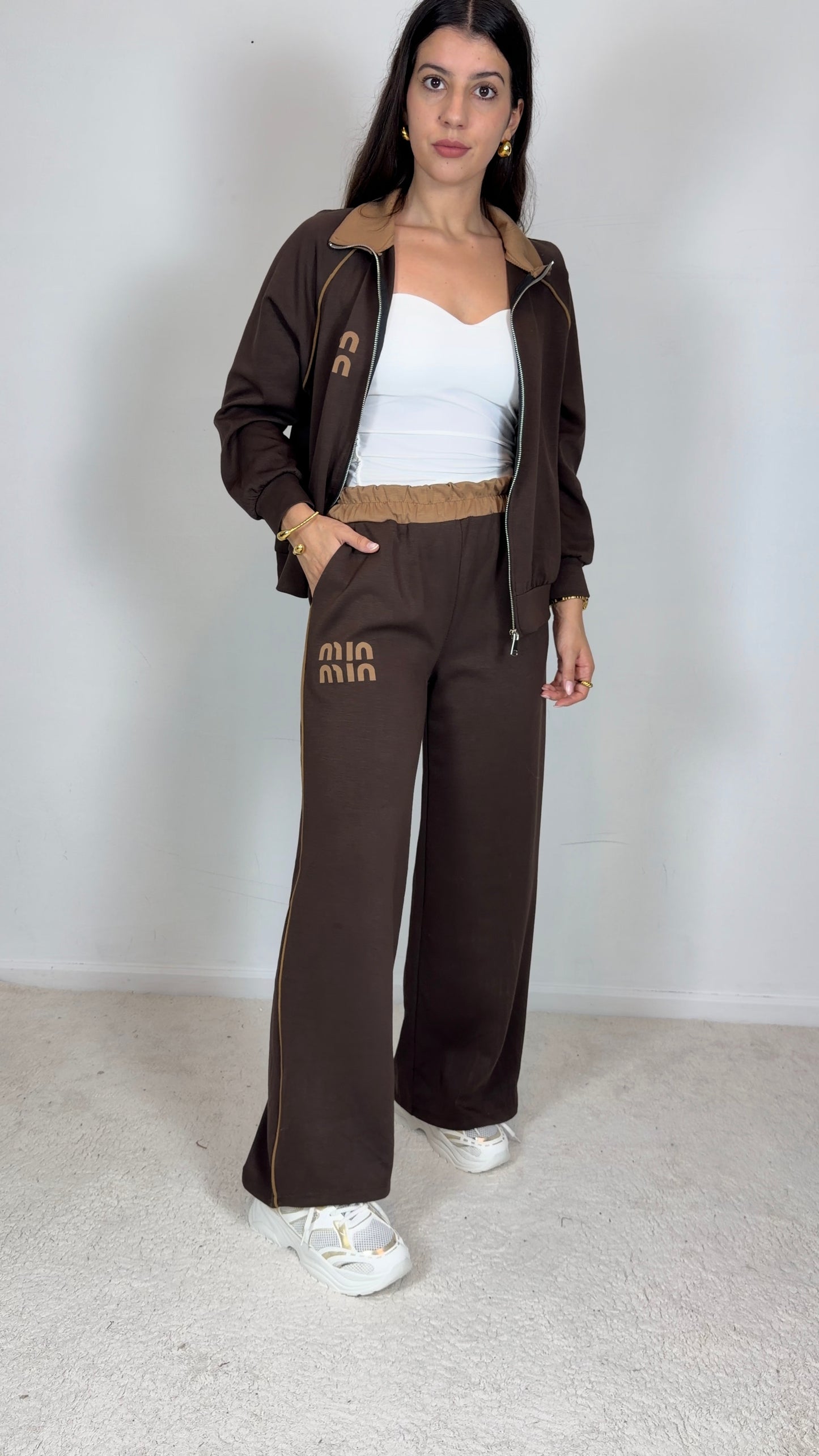 Conjunto Miu min