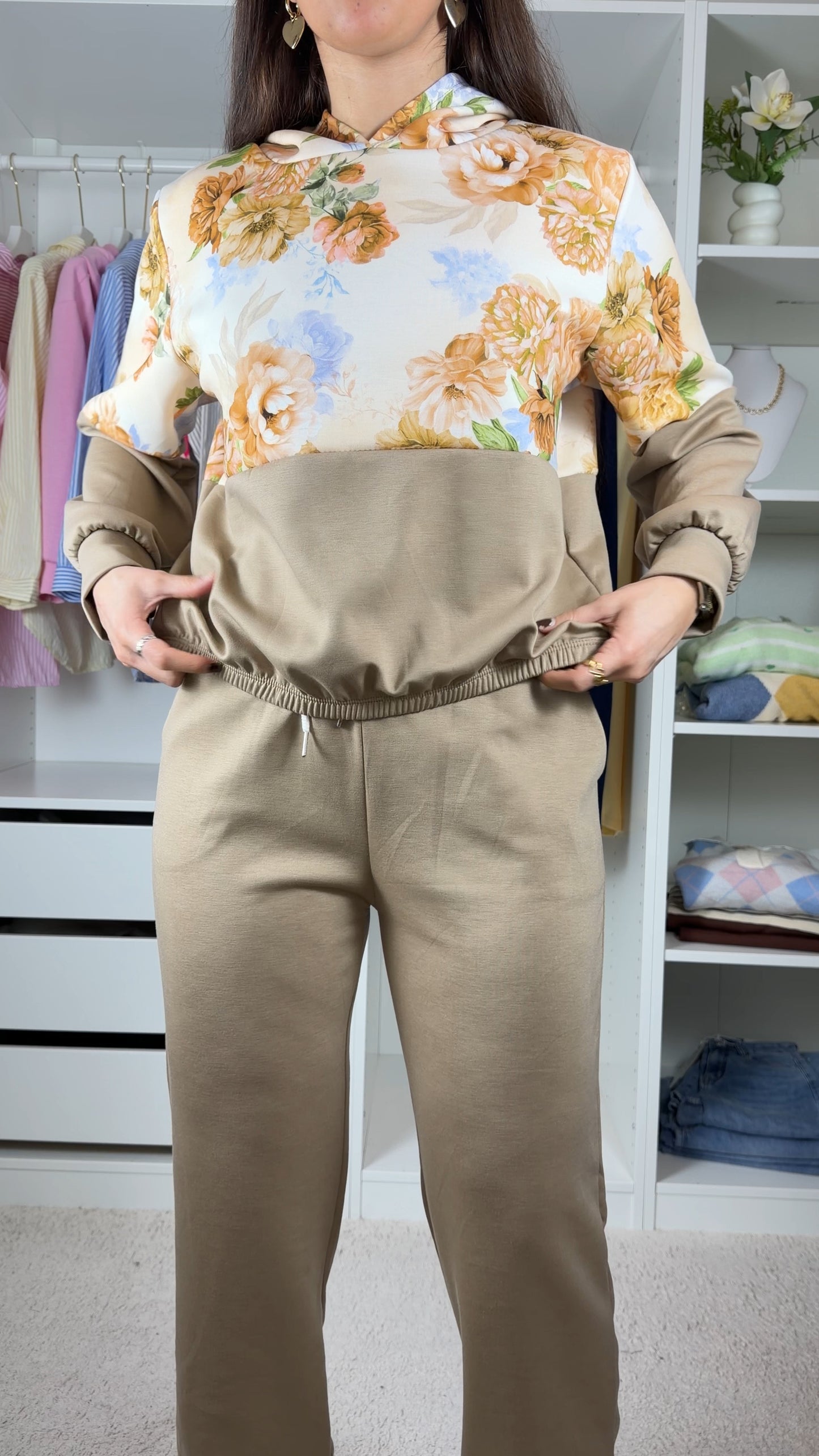 Conjunto fato de treino